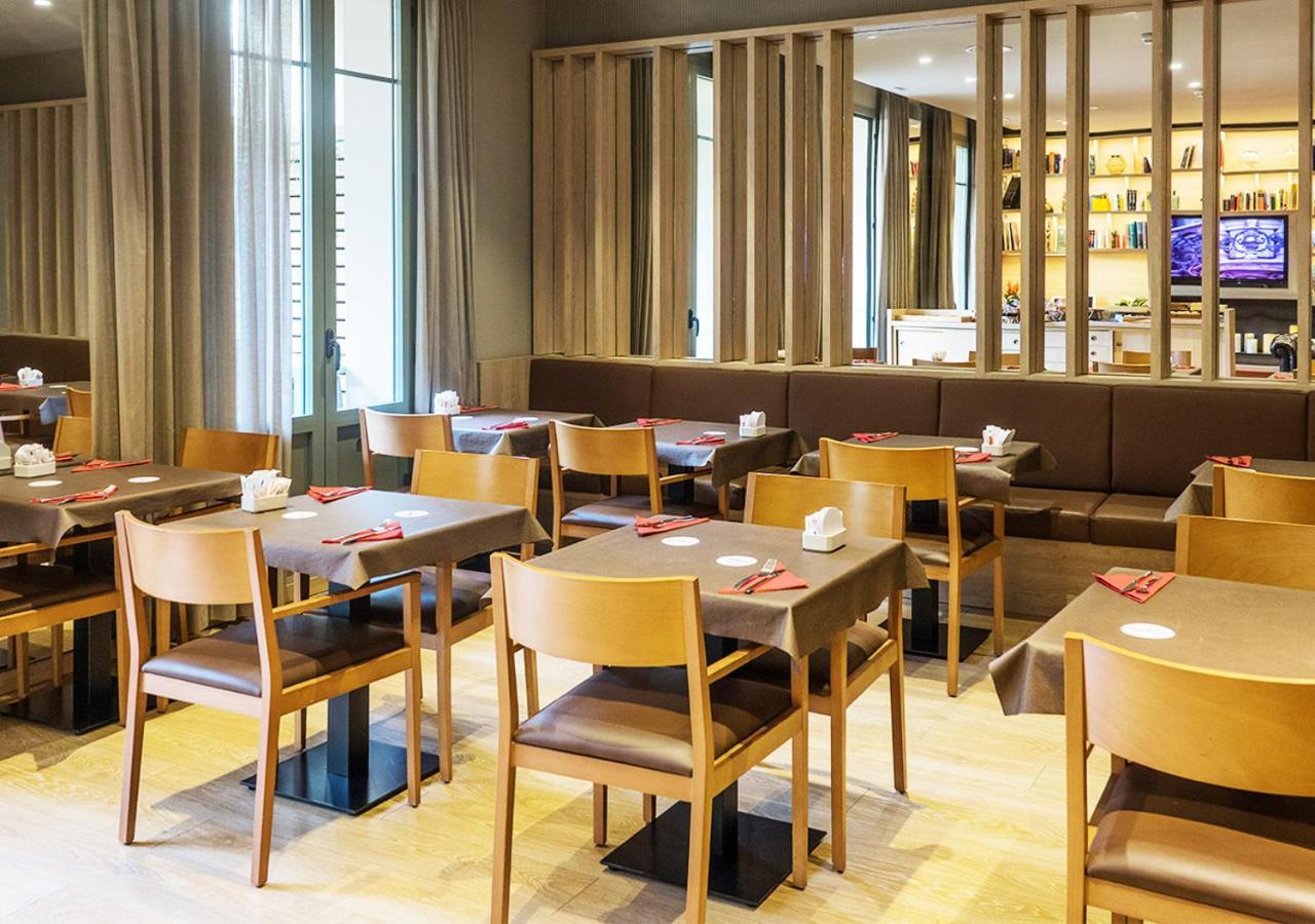 Hotel Ambit Barcelona Bagian luar foto