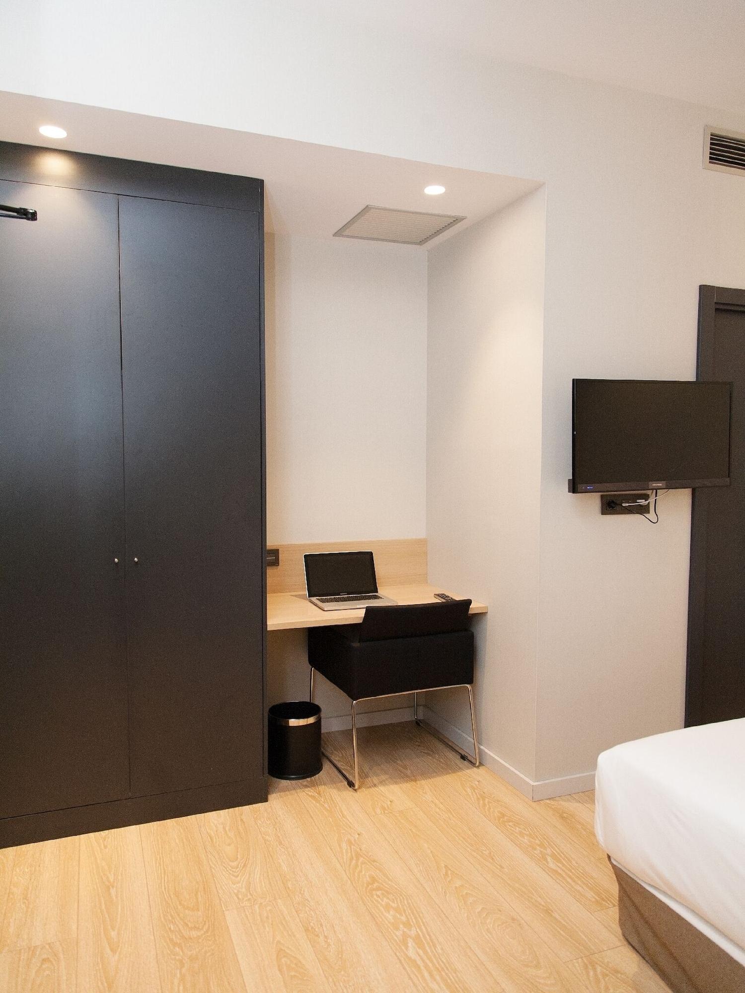 Hotel Ambit Barcelona Bagian luar foto