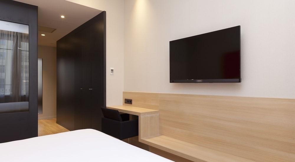Hotel Ambit Barcelona Bagian luar foto
